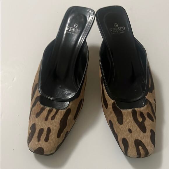 FENDI ZUCCA FF LOGO MONOGRAM MULE CLOG SIZE 8 - Picture 1 of 9